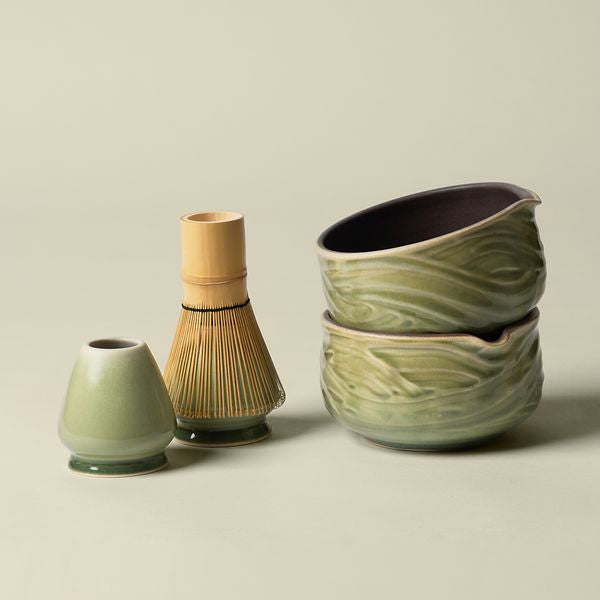 matcha bowl & chasen holder - brown interior